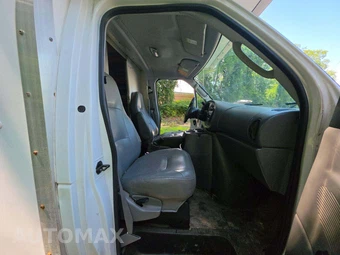 2003 Ford Super Duty E-350 Cutaway – miniatura 14