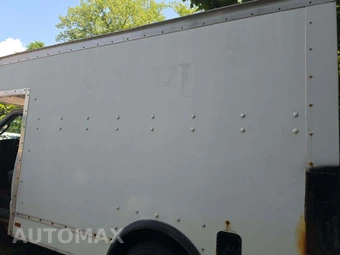 2003 Ford Super Duty E-350 Cutaway – miniatura 27