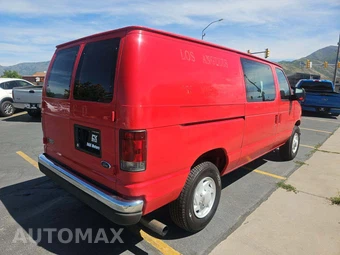2003 Ford Super Duty E-350 Recreational Van 138.0" WB - miniatura 3