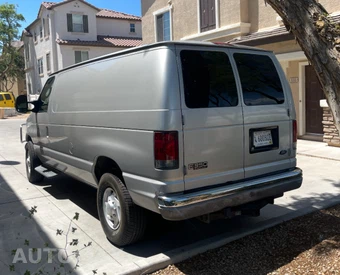 2003 Ford Super Duty E-350 Recreational Van 138.0" WB - miniatura 3