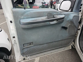 2003 Ford Super Duty F-250 XL Regular Cab Long Bed – miniatura 9