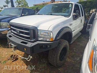 2003 Ford Super Duty F-350 Cab Chassis XL Extended Cab w/Rear Doors