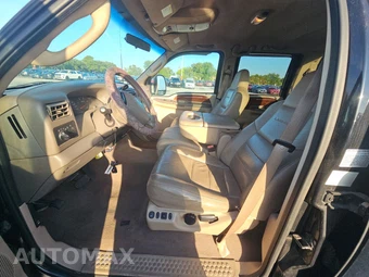 2003 Ford Super Duty F-350 Lariat Crew Cab Long Bed DRW - miniatura 7