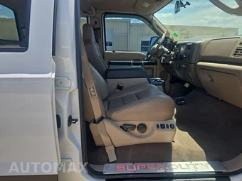2003 Ford Super Duty F-350 XLT Crew Cab Medium Bed DRW – miniatura 8