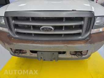 2003 Ford Super Duty F-450 Cab Chassis XL Regular Cab DRW - miniatura 17