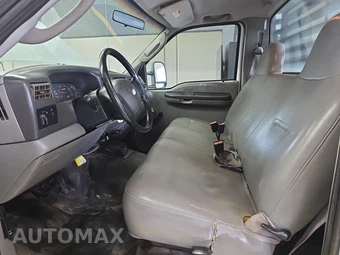 2003 Ford Super Duty F-450 Cab Chassis XL Regular Cab DRW - miniatura 7