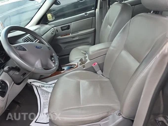 2003 Ford Taurus SEL Wagon Deluxe – miniatura 13