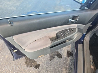 2003 Honda Accord Sedan EX – miniatura 9