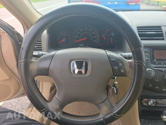 2003 Honda Accord Sedan LX – miniatura 10