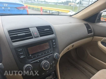 2003 Honda Accord Sedan LX – miniatura 11