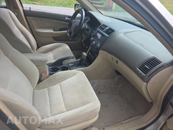 2003 Honda Accord Sedan LX – miniatura 8