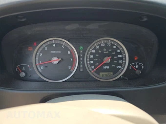 2003 Isuzu Rodeo S - miniatura 12