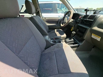 2003 Isuzu Rodeo S - miniatura 8
