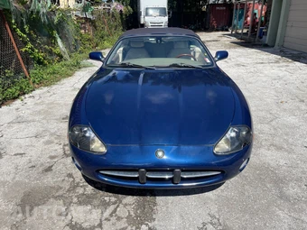 2003 Jaguar XK8 Convertible – miniatura 3