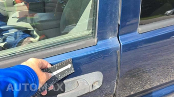 2003 Jeep Grand Cherokee Laredo - miniatura 38