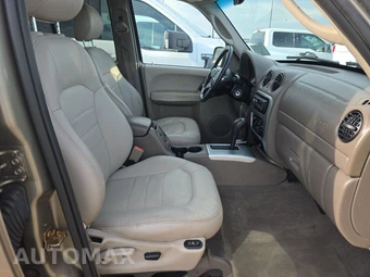 2003 Jeep Liberty Limited Edition – miniatura 8