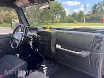 2003 Jeep Wrangler SE - miniatura 10