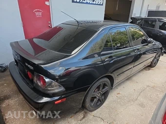 2003 Lexus IS 300 Sedan – miniatura 4