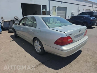 2003 Lexus LS 430 – miniatura 2
