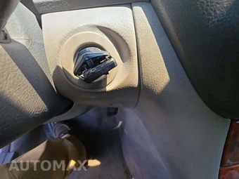 2003 Lexus LS 430 – miniatura 8