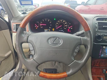 2003 Lexus LS 430 – miniatura 10