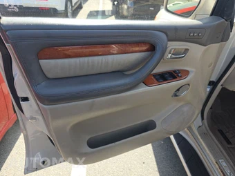 2003 Lexus LX 470 – miniatura 9