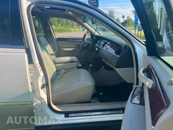 2003 Lincoln Town Car - miniatura 18