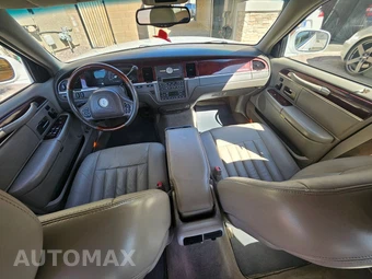 2003 Lincoln Town Car Signature Premium - miniatura 26