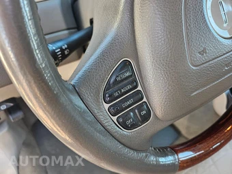 2003 Lincoln Town Car Signature Premium - miniatura 37