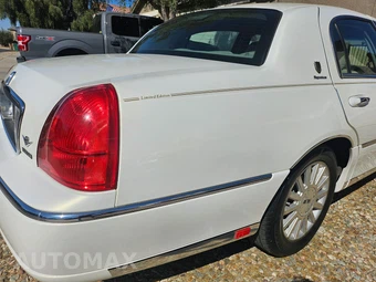 2003 Lincoln Town Car Signature Premium - miniatura 55