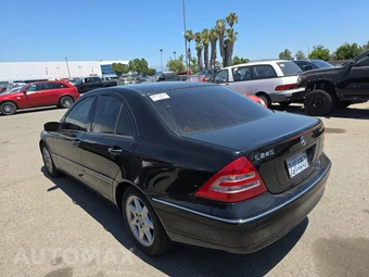 2003 Mercedes-Benz C 240 Sedan – miniatura 6