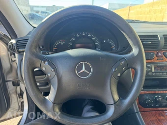 2003 Mercedes-Benz C 240 Sedan – miniatura 12