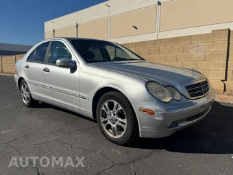 2003 Mercedes-Benz C 240 Sedan – miniatura 6