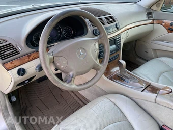 2003 Mercedes-Benz E 320 Sedan – miniatura 10