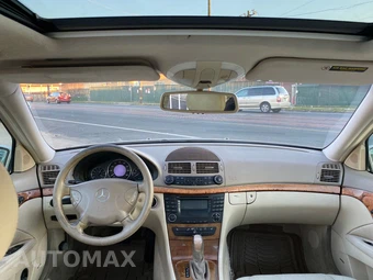 2003 Mercedes-Benz E 320 Sedan – miniatura 11
