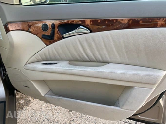 2003 Mercedes-Benz E 320 Sedan – miniatura 14