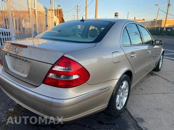 2003 Mercedes-Benz E 320 Sedan – miniatura 6