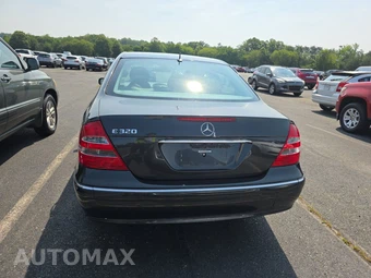 2003 Mercedes-Benz E 320 Sedan – miniatura 5