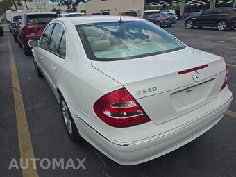 2003 Mercedes-Benz E 320 Sedan – miniatura 6