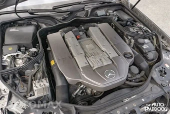 2003 Mercedes-Benz E 55 AMG Sedan - miniatura 29