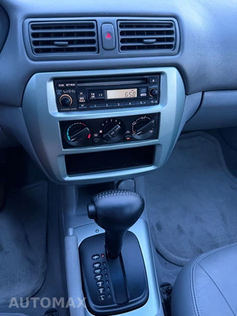 2003 Mitsubishi Galant LS - miniatura 24