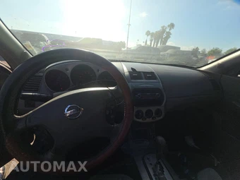 2003 Nissan Altima 3.5 SE – miniatura 11
