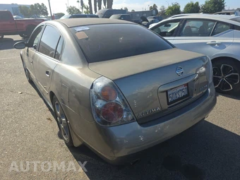2003 Nissan Altima 3.5 SE – miniatura 6