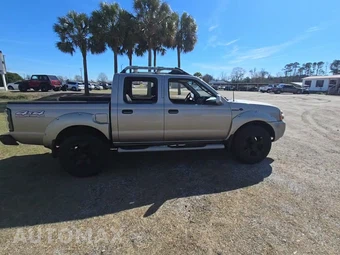 2003 Nissan Frontier SC Crew Cab Short Bed – miniatura 5