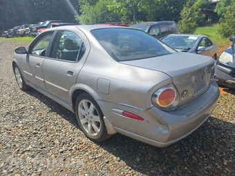 2003 Nissan Maxima GLE – miniatura 2