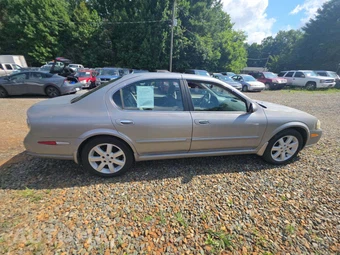 2003 Nissan Maxima GLE – miniatura 4