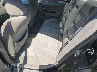 2003 Nissan Maxima GXE – miniatura 13