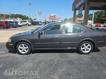 2003 Nissan Maxima GXE – miniatura 2