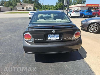 2003 Nissan Maxima GXE – miniatura 3