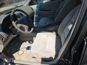 2003 Nissan Maxima GXE – miniatura 6
